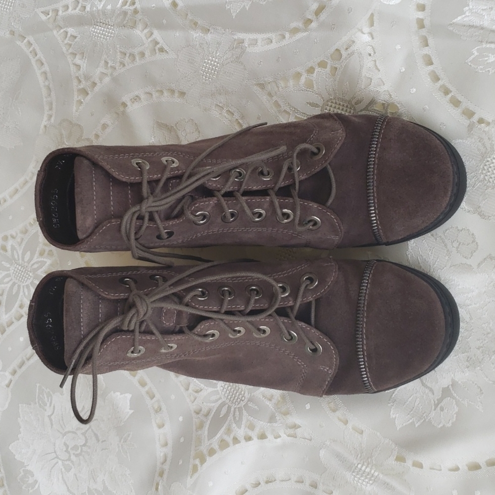 Stuart Weitzman Zipit High Top Suede Bootie - Picture 6 of 15